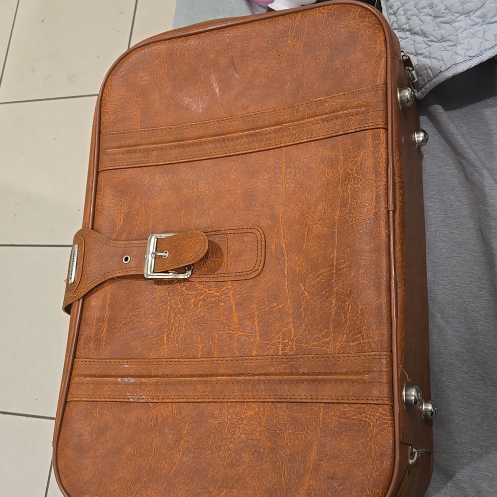 World traveler 1970s luggage